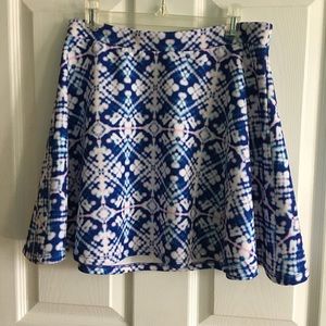 patterned skirt 🦋